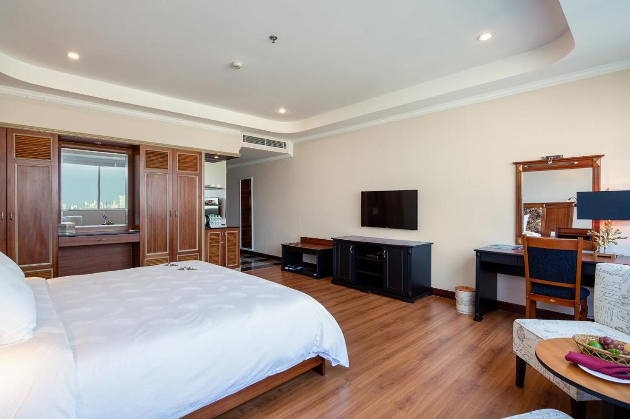 Muong Thanh Luxury Song Han Hotel Da Nang Bagian luar foto