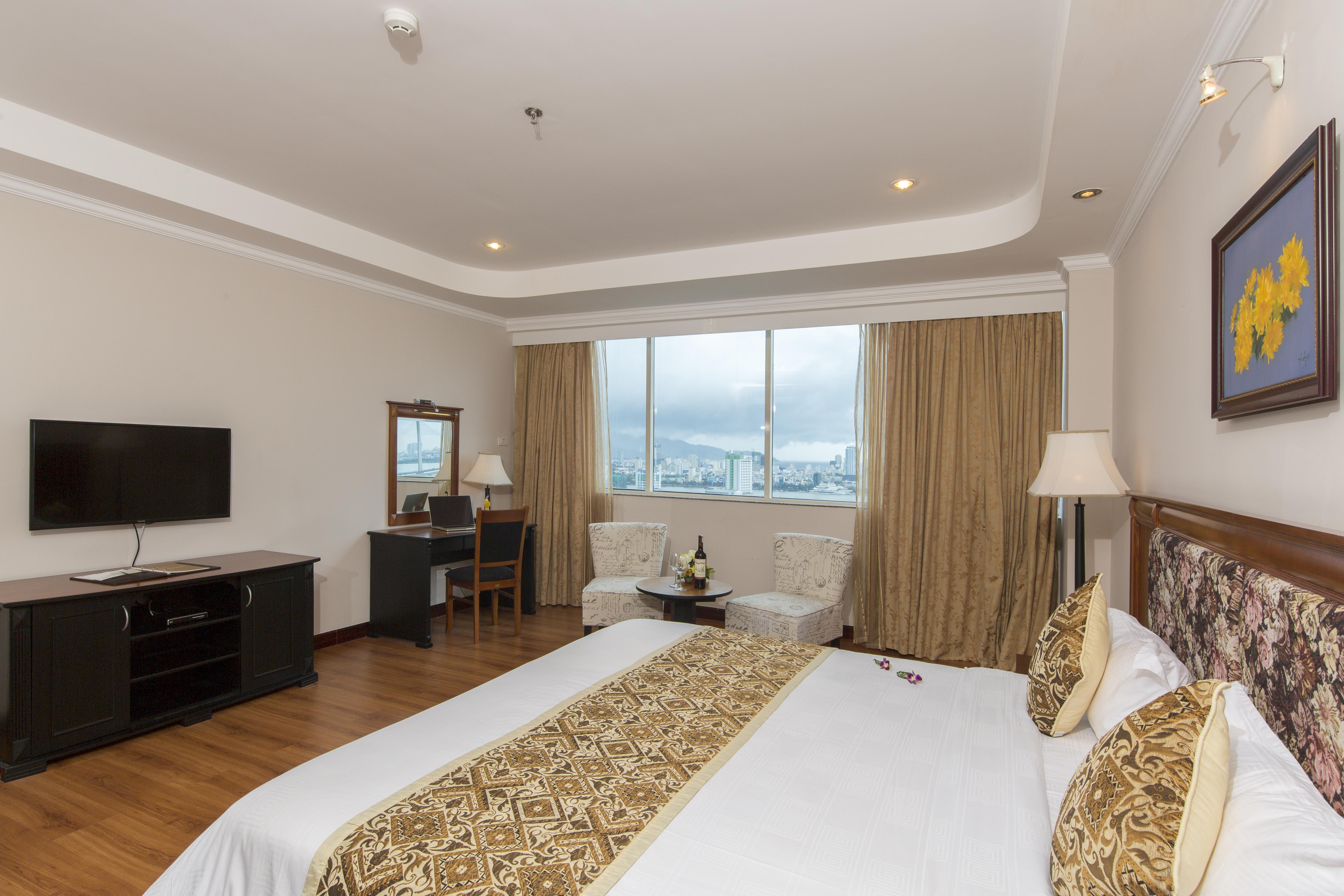 Muong Thanh Luxury Song Han Hotel Da Nang Bagian luar foto