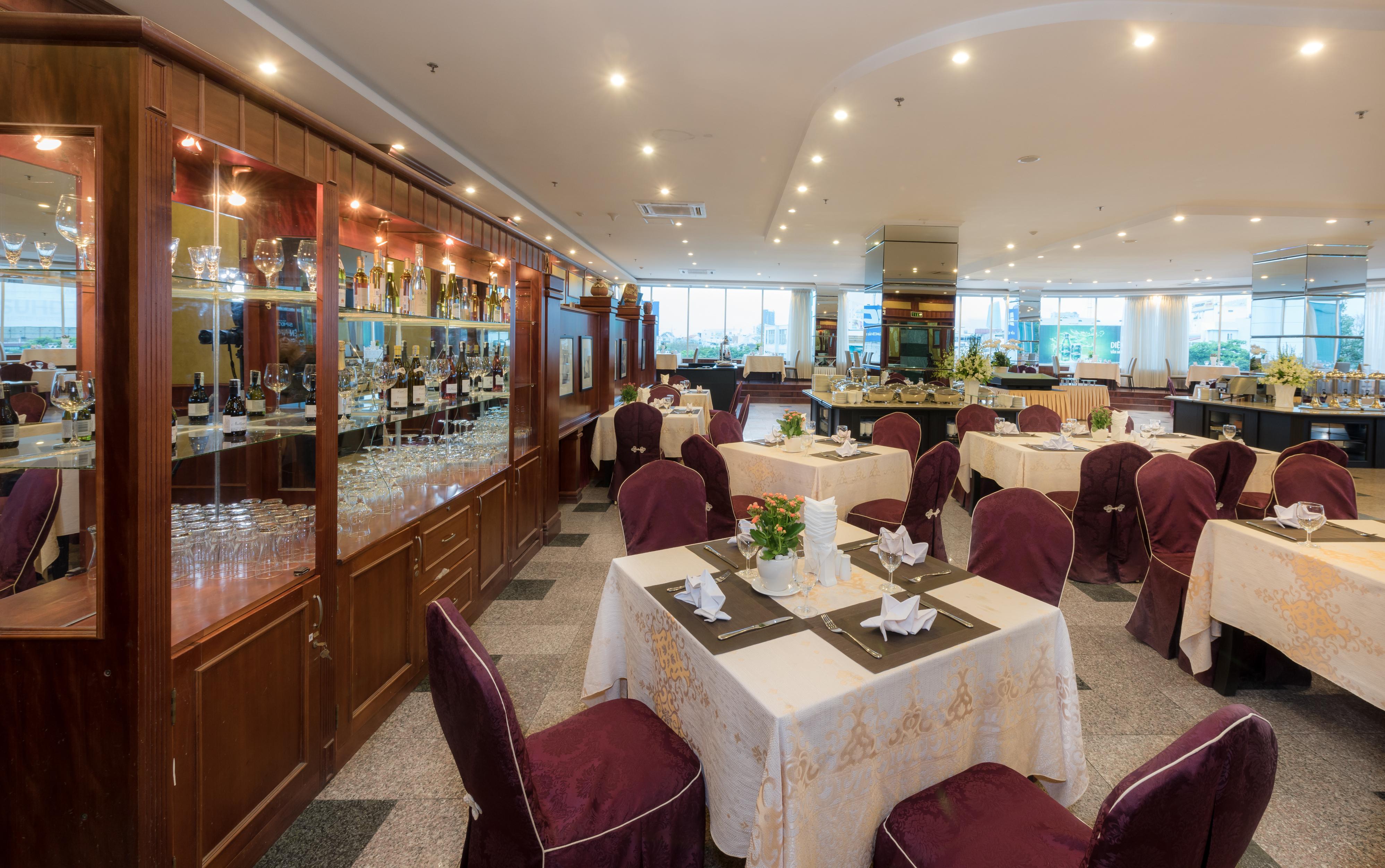 Muong Thanh Luxury Song Han Hotel Da Nang Bagian luar foto