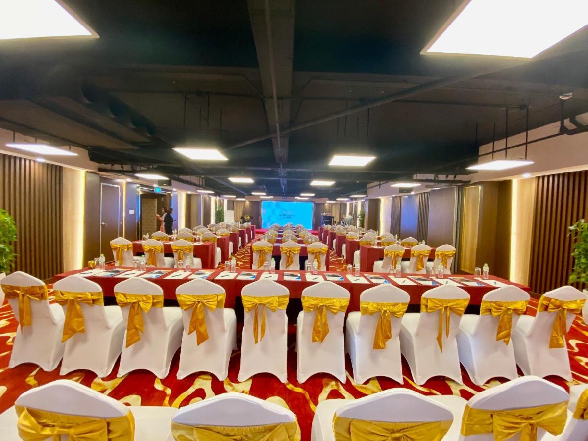 Muong Thanh Luxury Song Han Hotel Da Nang Bagian luar foto