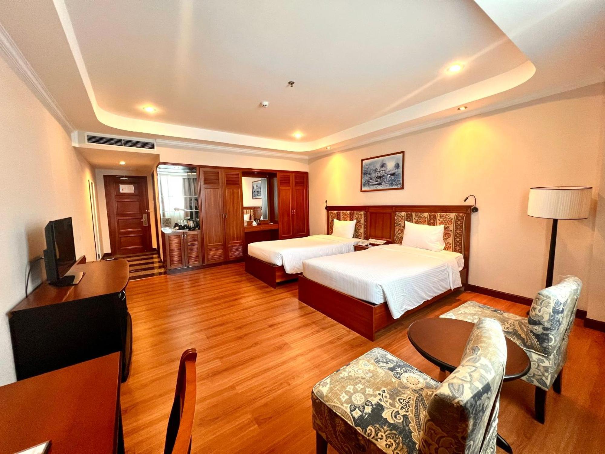 Muong Thanh Luxury Song Han Hotel Da Nang Bagian luar foto